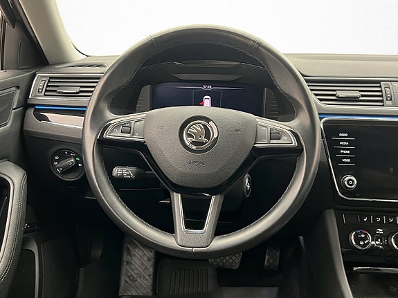 Skoda Superb 12 of 30