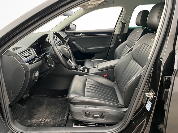 Skoda Superb 10 of 30