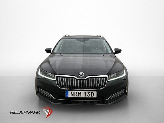 Skoda Superb 2 of 5