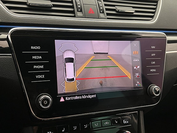 Skoda Superb 19 of 30