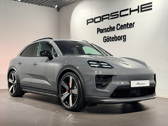 Porsche Macan 2 of 5