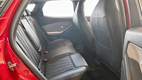 Ford Explorer 5 of 9