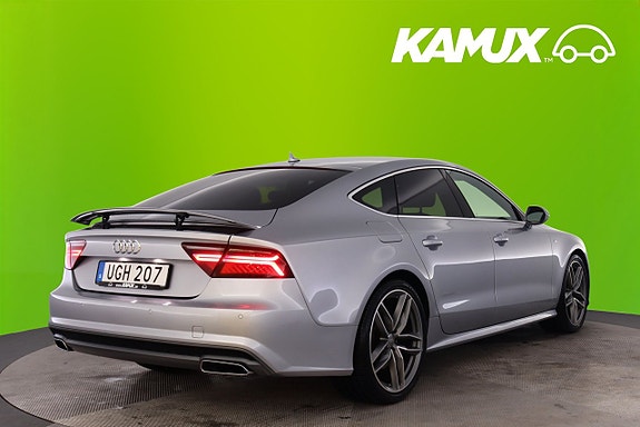 Audi A7 4 of 5