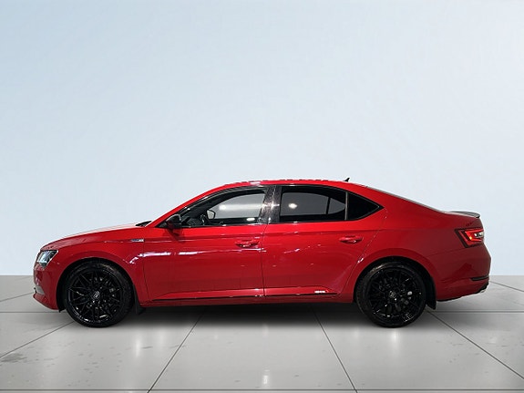 Skoda Superb 4 of 5
