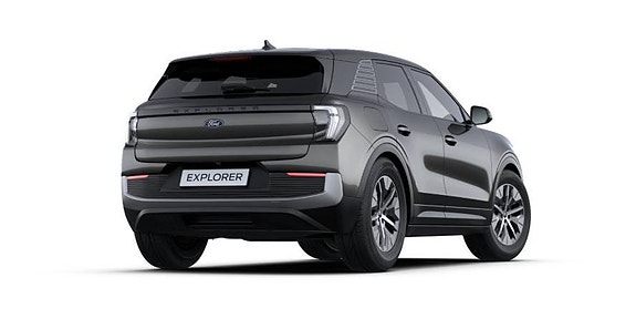 Ford Explorer 3 of 5