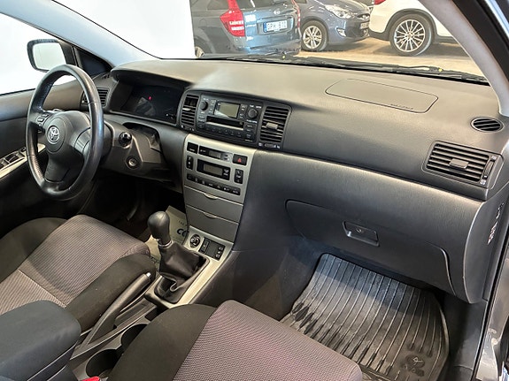 Toyota Corolla 17 of 18