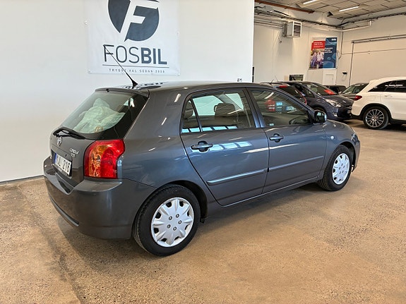 Toyota Corolla 4 of 18
