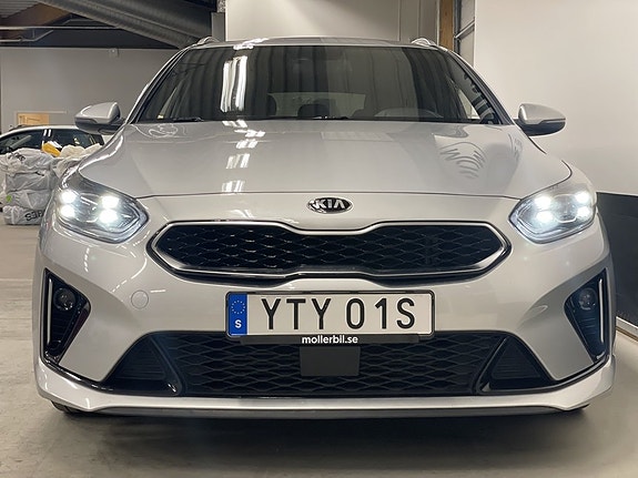 Kia Ceed 3 of 5