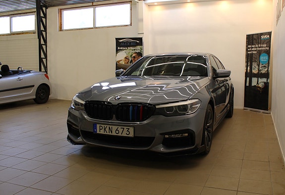BMW 520d 4 of 5