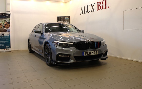 BMW 520d 2 of 5