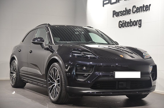 Porsche Macan 2 of 5
