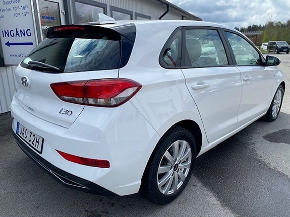 Hyundai i30 3 of 5