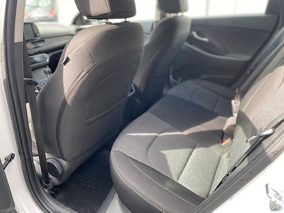 Hyundai i30 6 of 7
