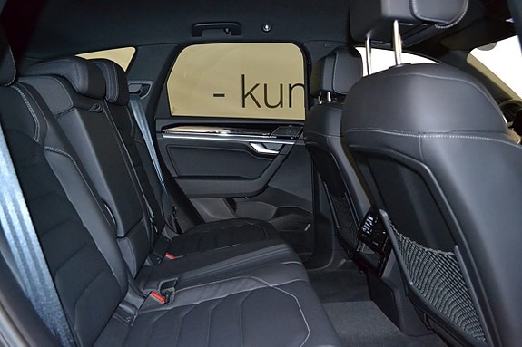 Volkswagen Touareg 15 of 16