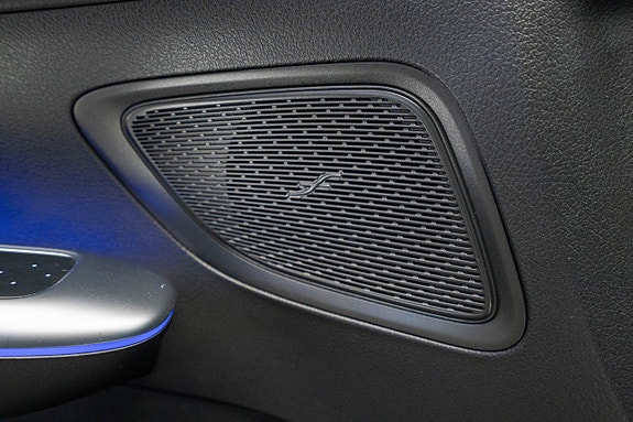Mercedes-Benz C300 17 of 26