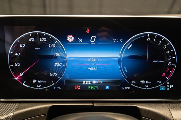 Mercedes-Benz C300 23 of 26