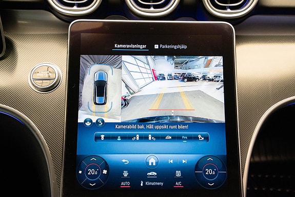 Mercedes-Benz C300 15 of 26