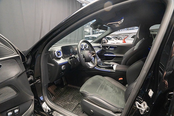Mercedes-Benz C300 18 of 26