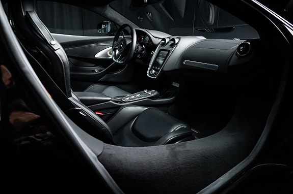 McLaren GT 20 of 29