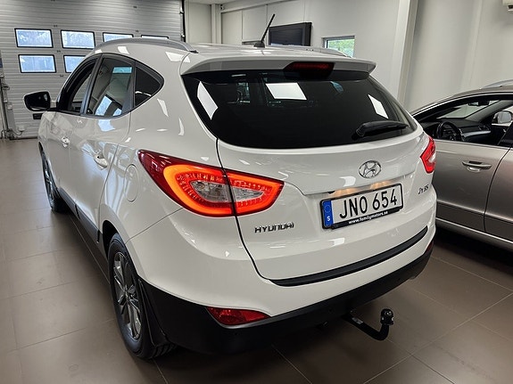 Hyundai ix35 2 of 5