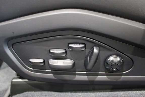 Porsche Taycan 4S 17 of 18