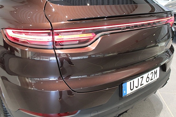 Porsche Cayenne Coupe 15 of 15