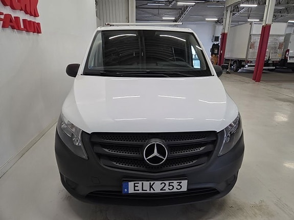 Mercedes-Benz Vito 114 2 of 5