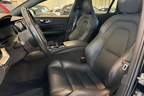 Volvo V60 9 of 24