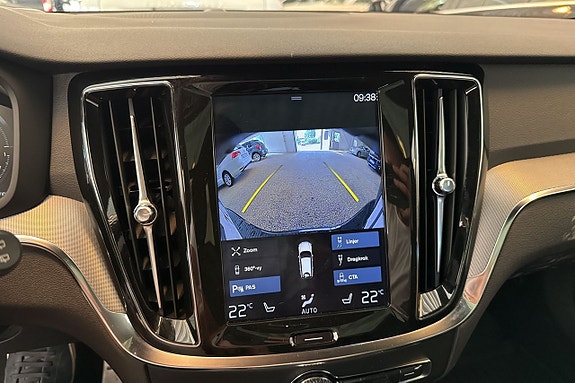 Volvo V60 12 of 24