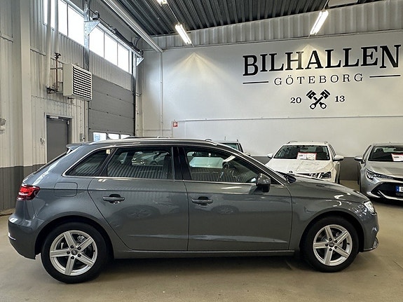 Audi A3 3 of 5
