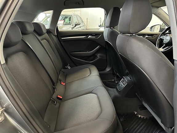Audi A3 10 of 21