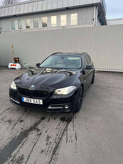 BMW 520d 2 of 5