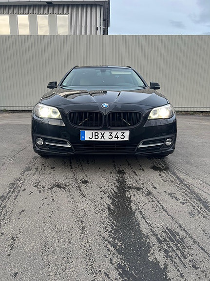 BMW 520d 3 of 5