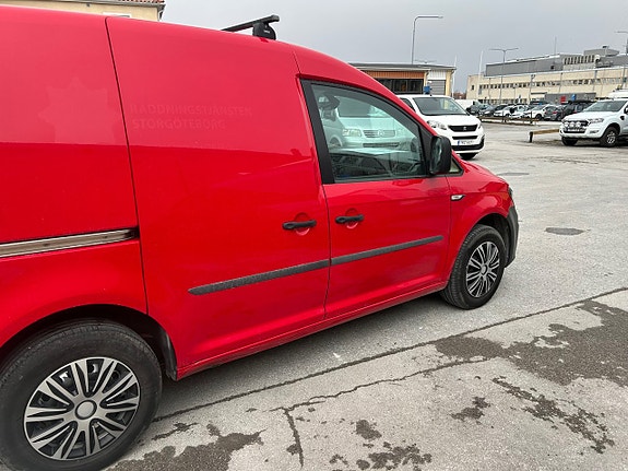 Volkswagen Caddy 8 of 9