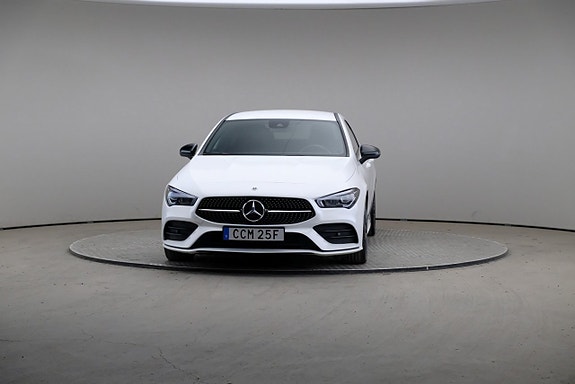Mercedes-Benz CLA200 3 of 5