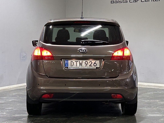 Kia Venga 7 of 24