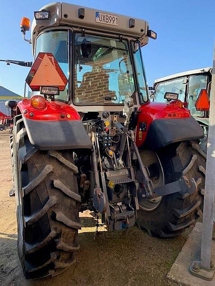Massey Ferguson 5S.145 4 of 5