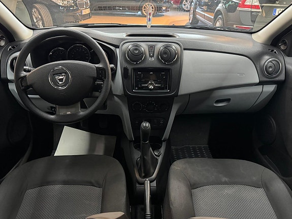 Dacia Sandero 6 of 15
