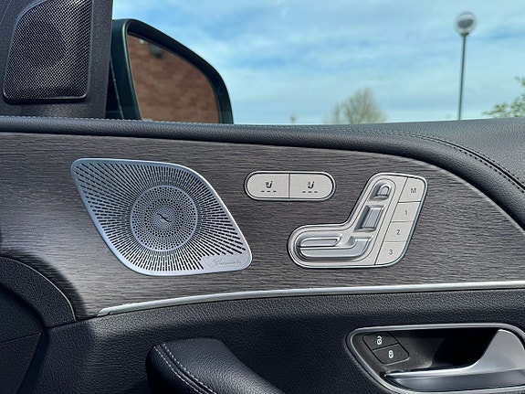 Mercedes-Benz GLS400 d 20 of 30
