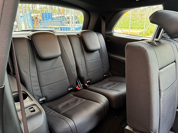 Mercedes-Benz GLS400 d 28 of 30