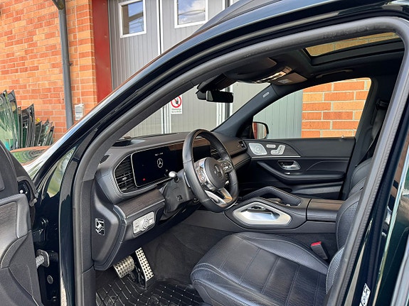 Mercedes-Benz GLS400 d 10 of 30