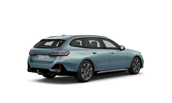 BMW i5 2 of 6