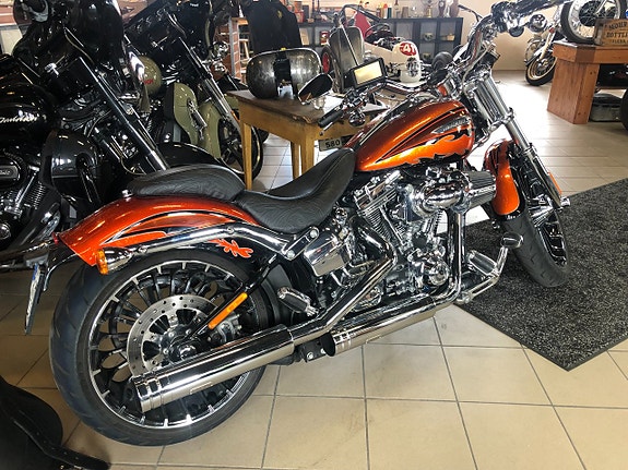 Harley-Davidson FXSBSE CVO Brakout