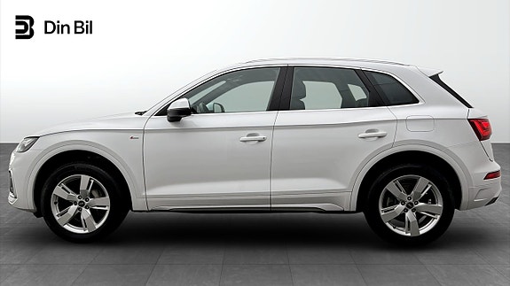 Audi Q5 2 of 5