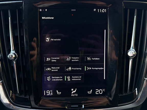 Volvo V90 26 of 28