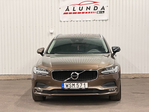Volvo V90 3 of 5