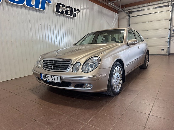Mercedes-Benz E400 3 of 14