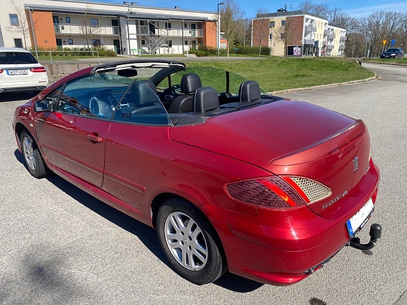 Peugeot 307 CC 5 of 9