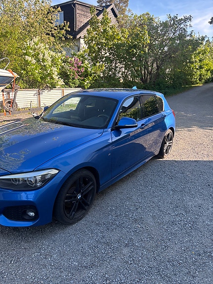 BMW 120d 3 of 5