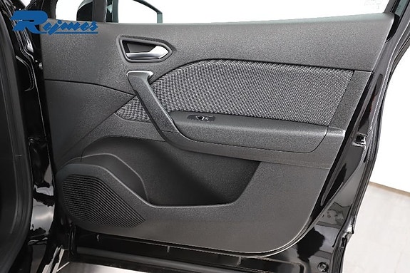 Renault Captur 15 of 23